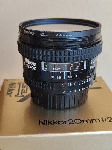 Nikon nikkor 20mm - nikon, af